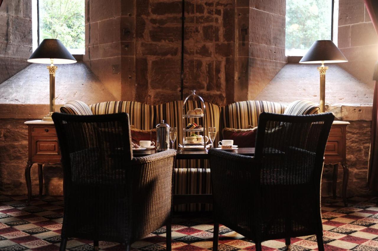 Peckforton Castle Tarporley Exteriör bild